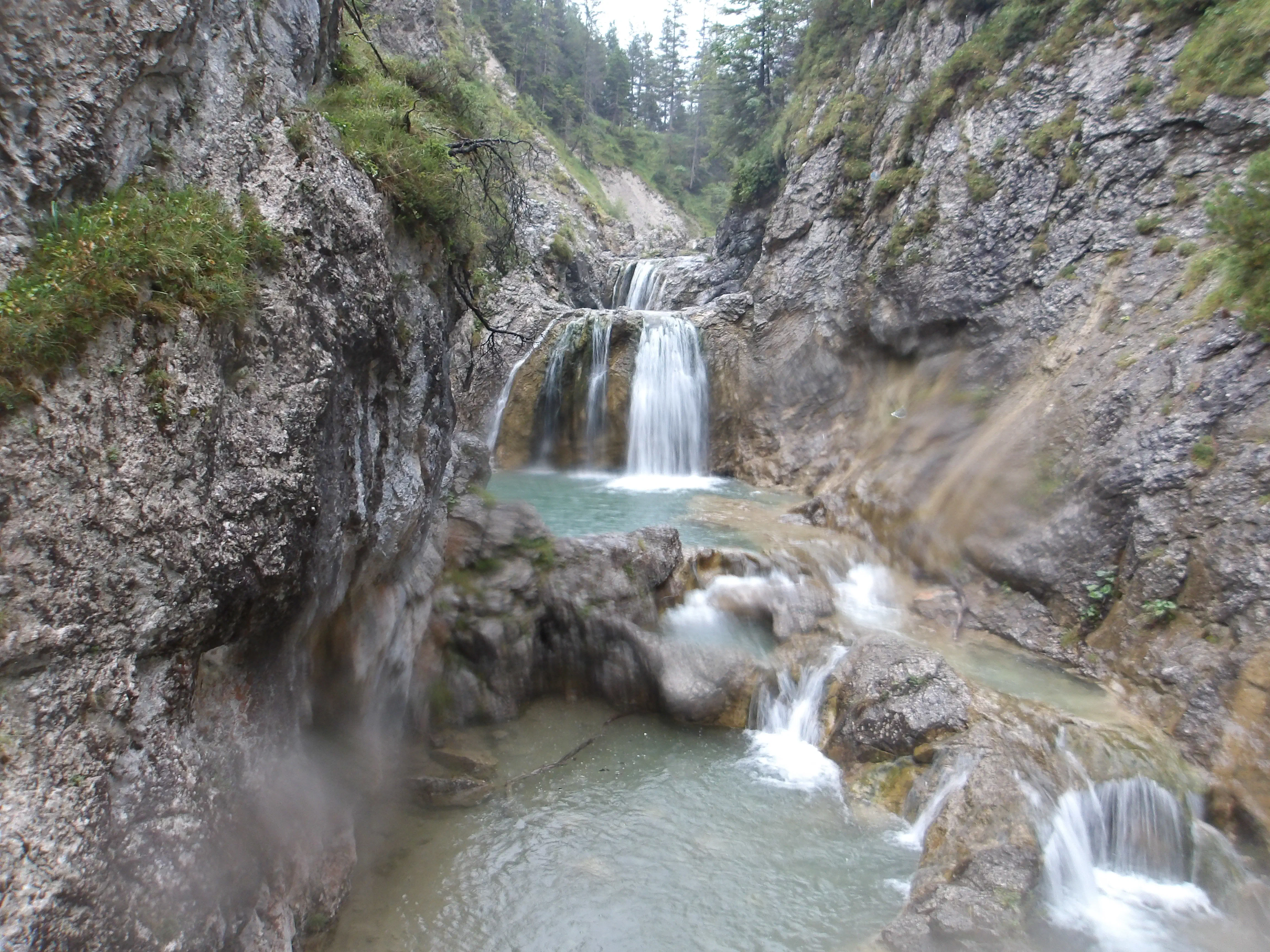 Stuibenfalle Reutte Blick auf Wasserfallstufen